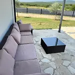 Luna 빌라 Ervenik